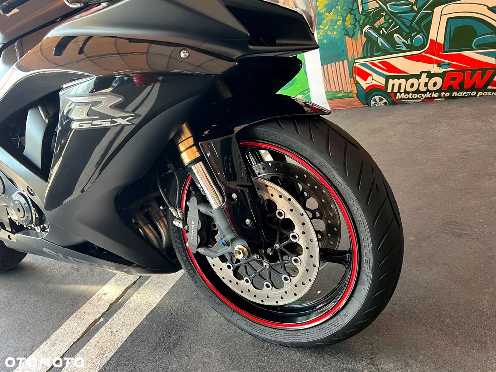 Suzuki GSX-R - 9