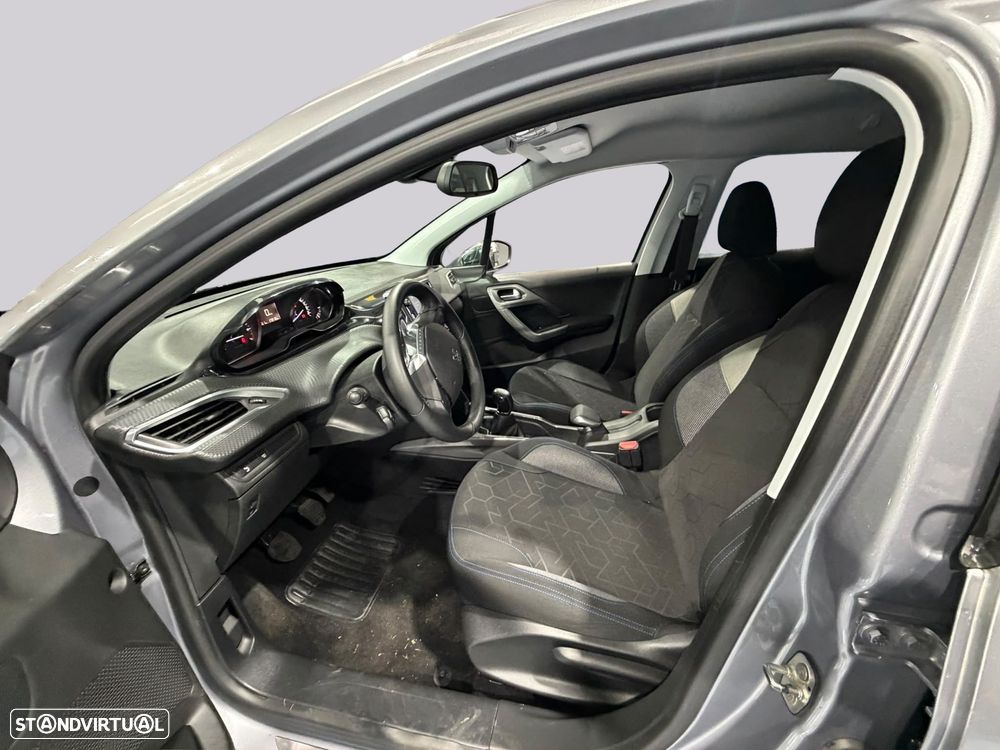 Peugeot 2008 - 23