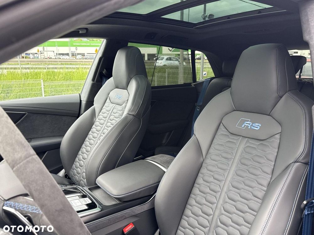 Audi RS Q8 - 11