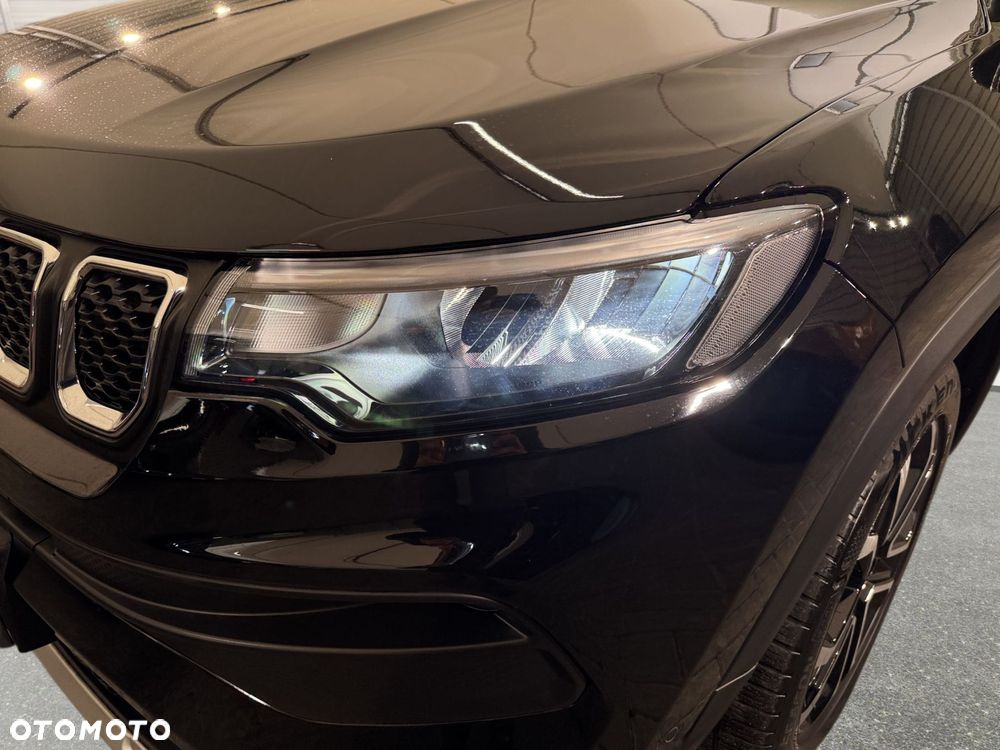 Jeep Compass - 10