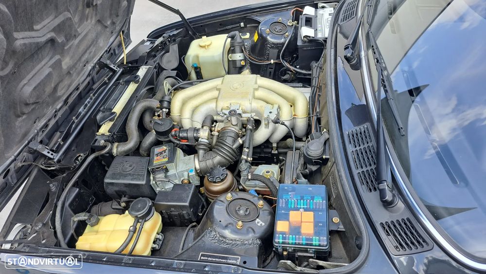BMW 320 i Cabriolet - 14