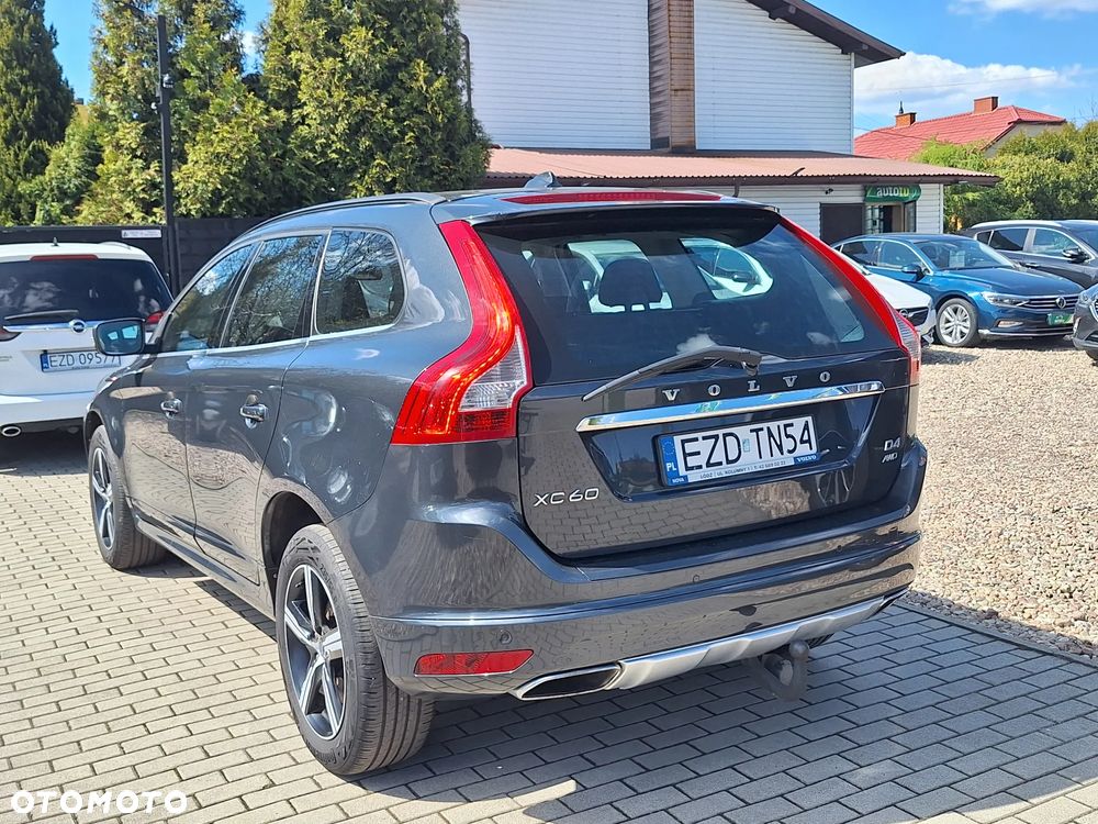 Volvo XC 60 2.4D AWD Momentum - 17