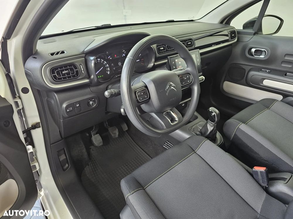 Citroën C3 1.2 PureTech BVM Live - 26
