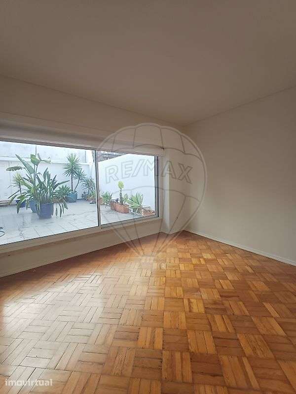 Apartamento T2 para arrendamento - Grande imagem: 4/16