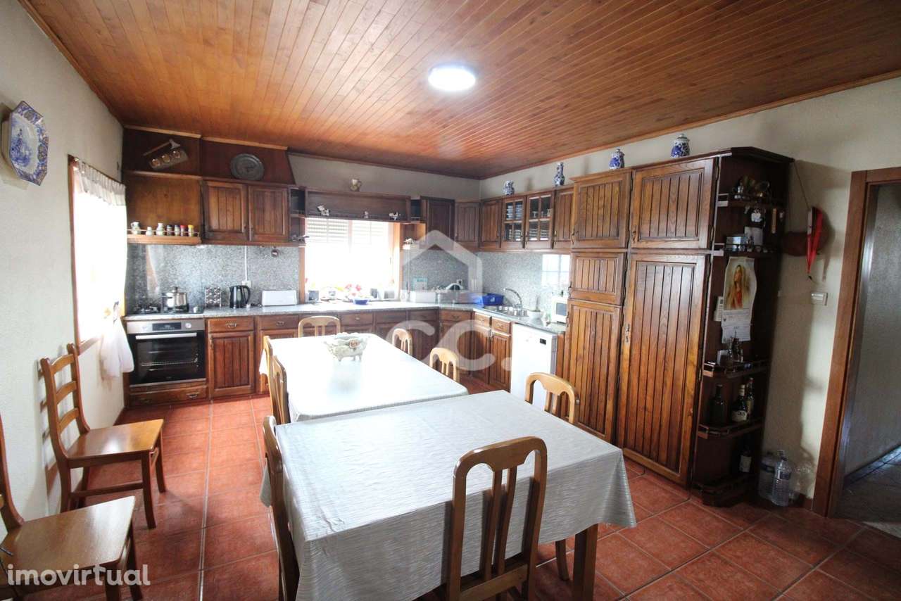 Moradia terrea V3 isolada com 150m² na periferia da cidade - Grande imagem: 3/20