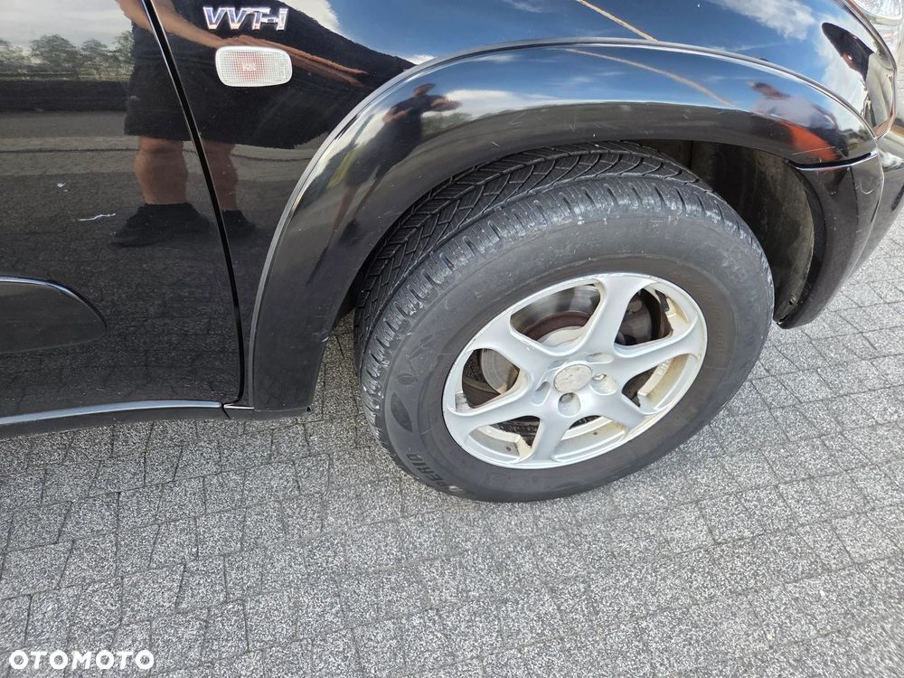 Toyota RAV4 4x4 - 33