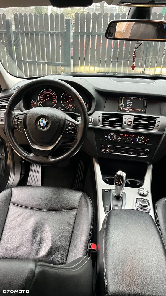 BMW X3 xDrive20d - 11
