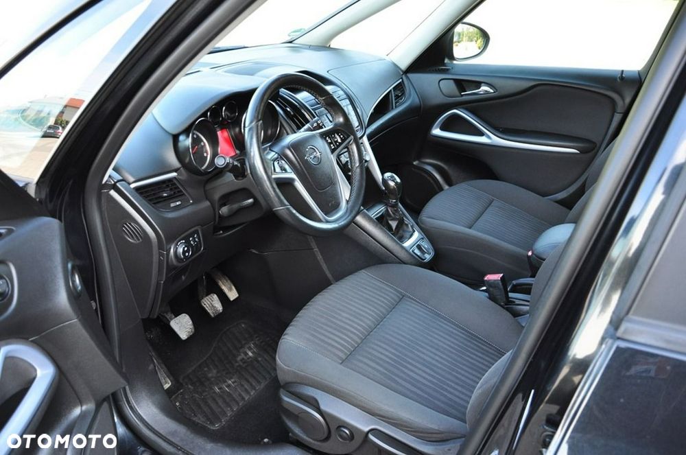 Opel Zafira - 31