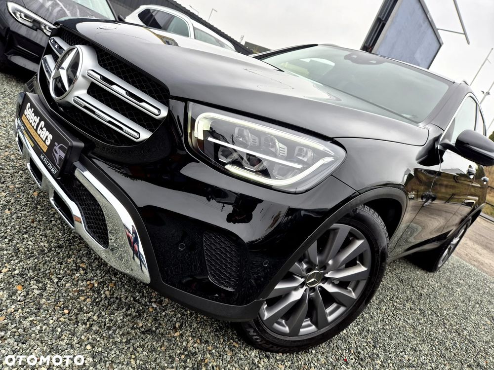 Mercedes-Benz GLC - 27