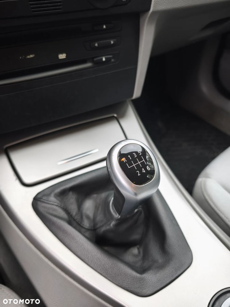 BMW Seria 3 320d - 22