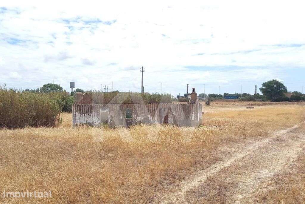 Terreno Corte das Cheiras com cerca de 28.000 m2 | Estrada real, Monti - Grande imagem: 3/17