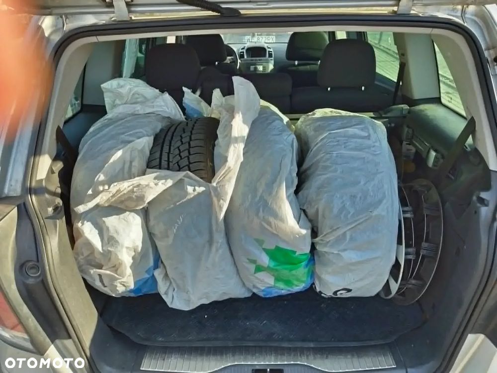 Opel Zafira 1.9 CDTI Elegance - 3