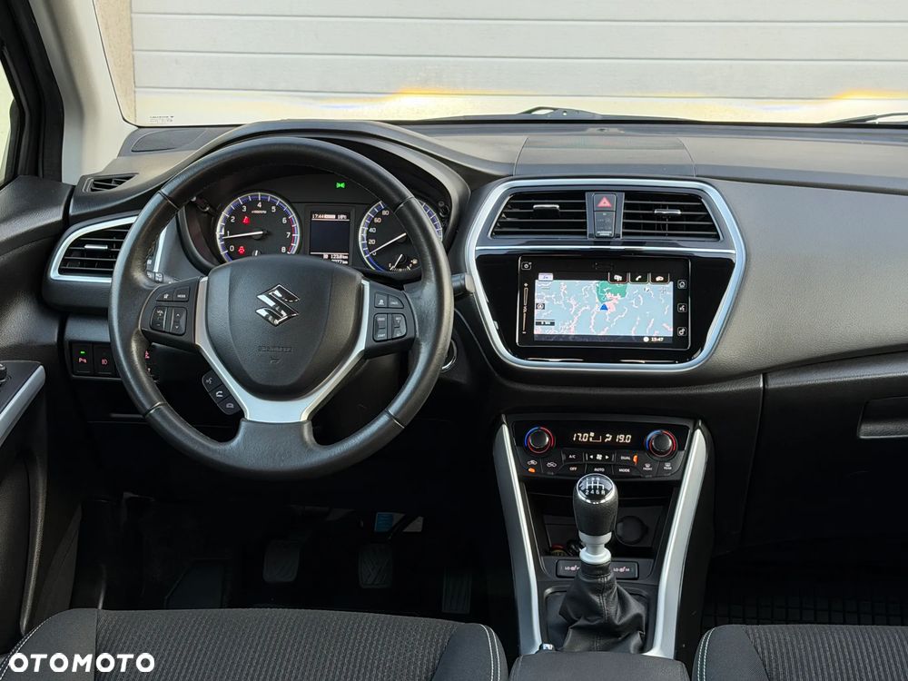 Suzuki SX4 S-Cross 1.4 Boosterjet Allgrip Comfort+ - 21