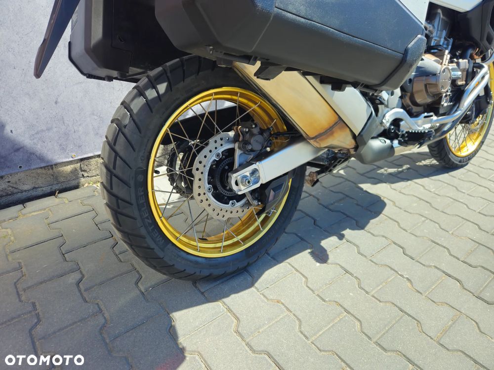 Honda CRF - 33