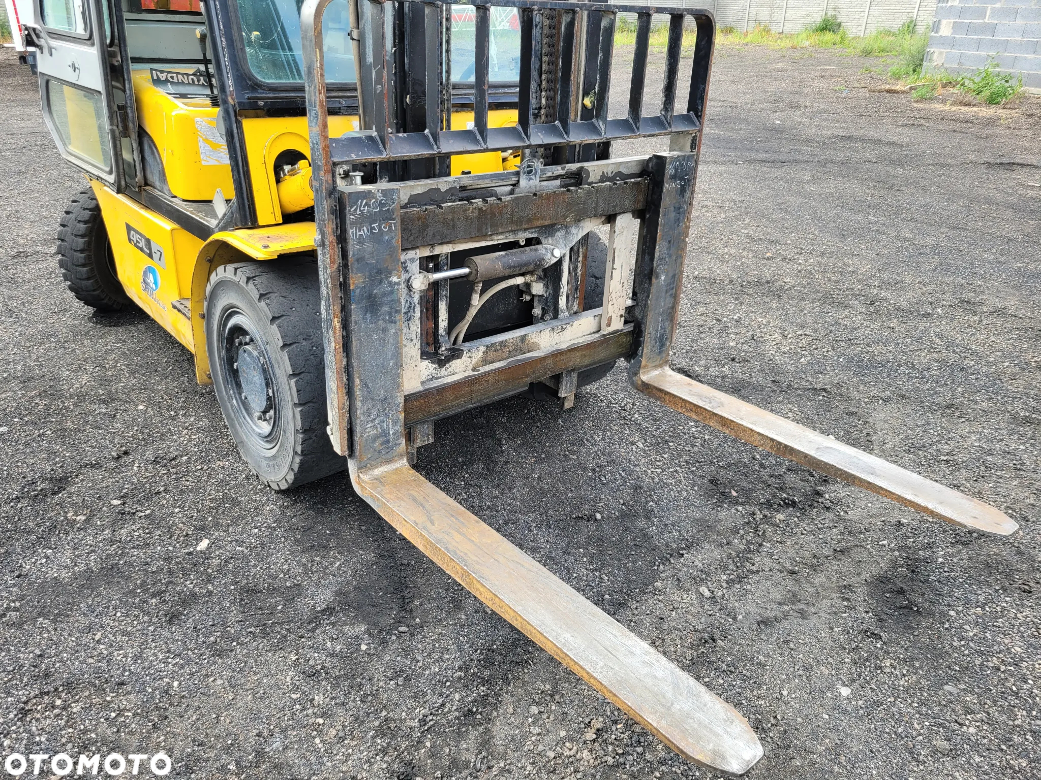 Hyundai 45L-7 4,5t - 15