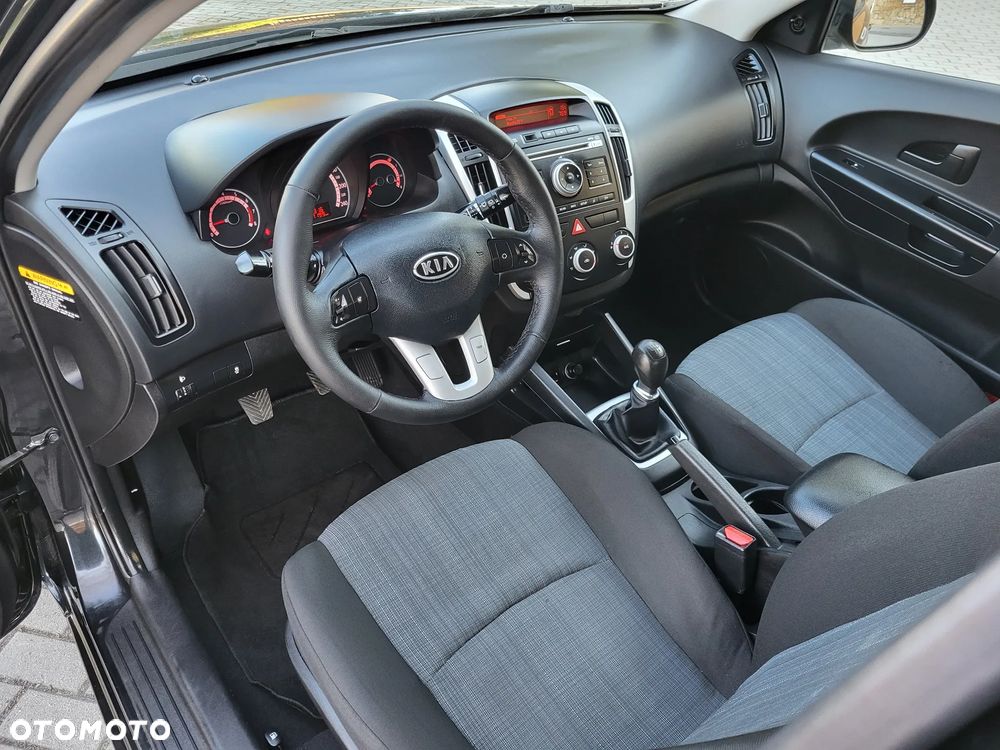 Kia Ceed 1.6 CVVT EX - 17