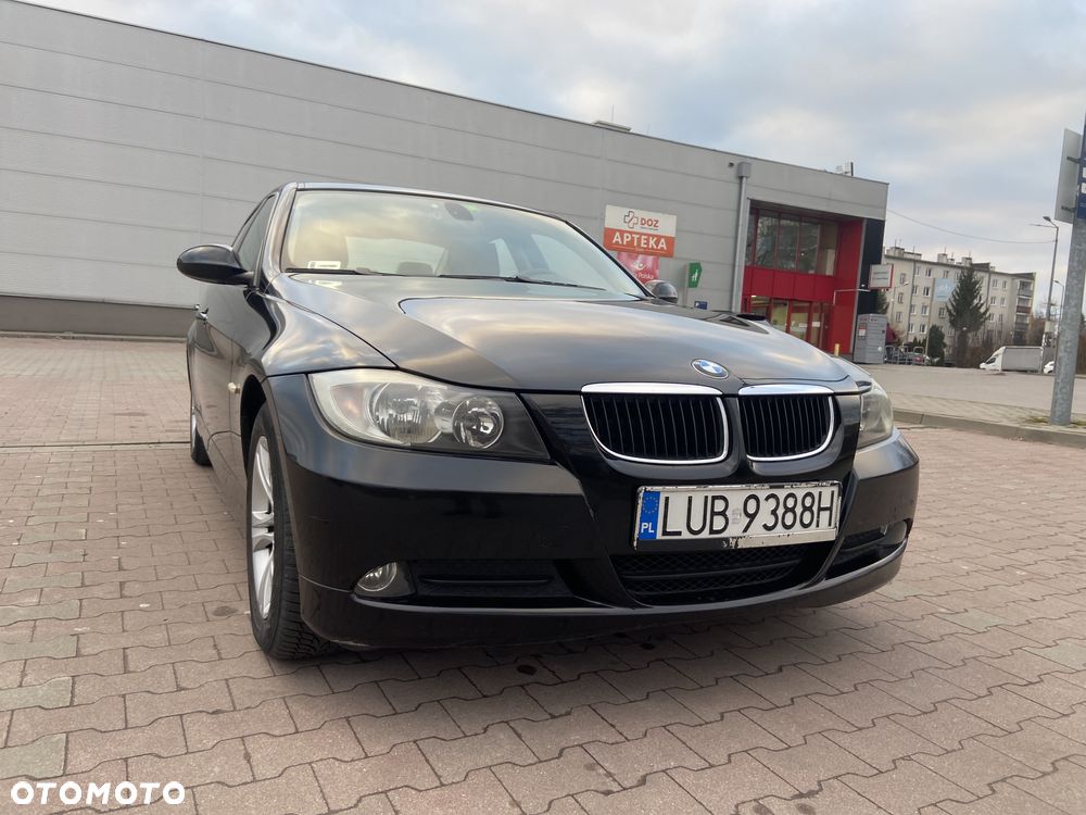 BMW Seria 3 316i - 25