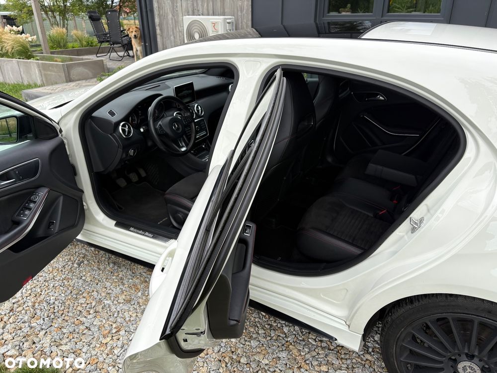 Mercedes-Benz Klasa A 200 d AMG Line - 16