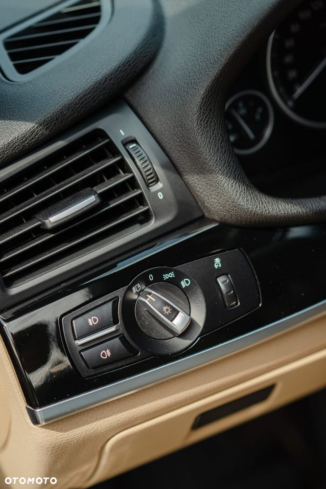 BMW X3 xDrive28i Sport-Aut M Sport - 25