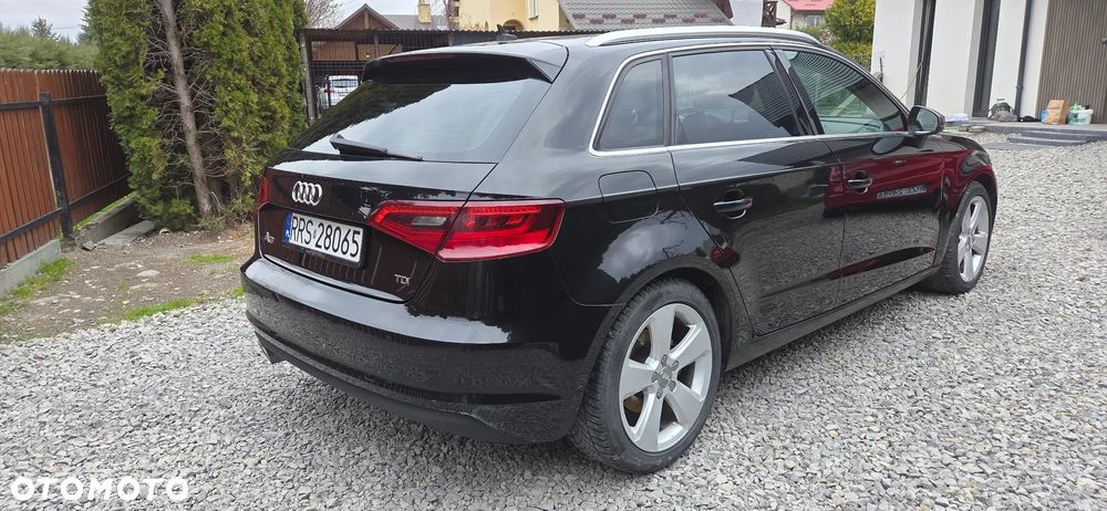 Audi A3 Sportback 2.0 TDI Ambiente - 6
