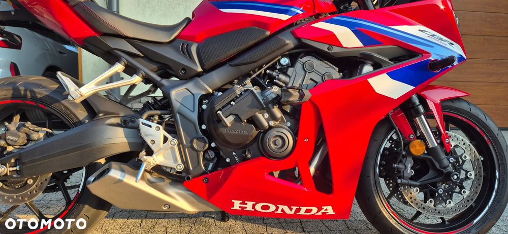 Honda CBR - 8