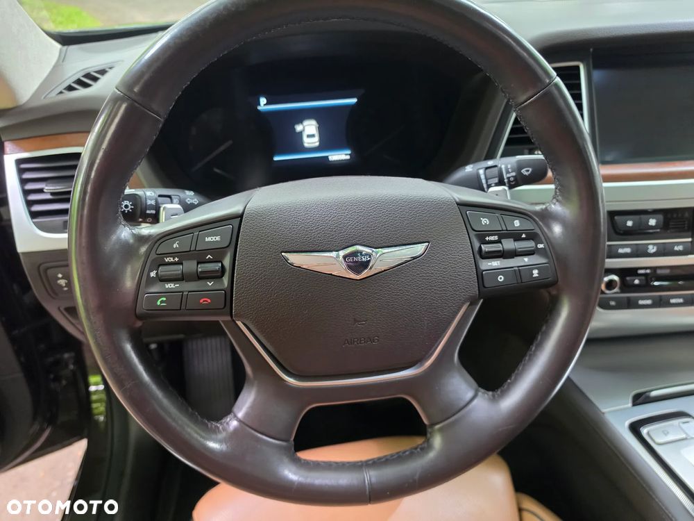 Hyundai Genesis 3.8 V6 GDI - 24
