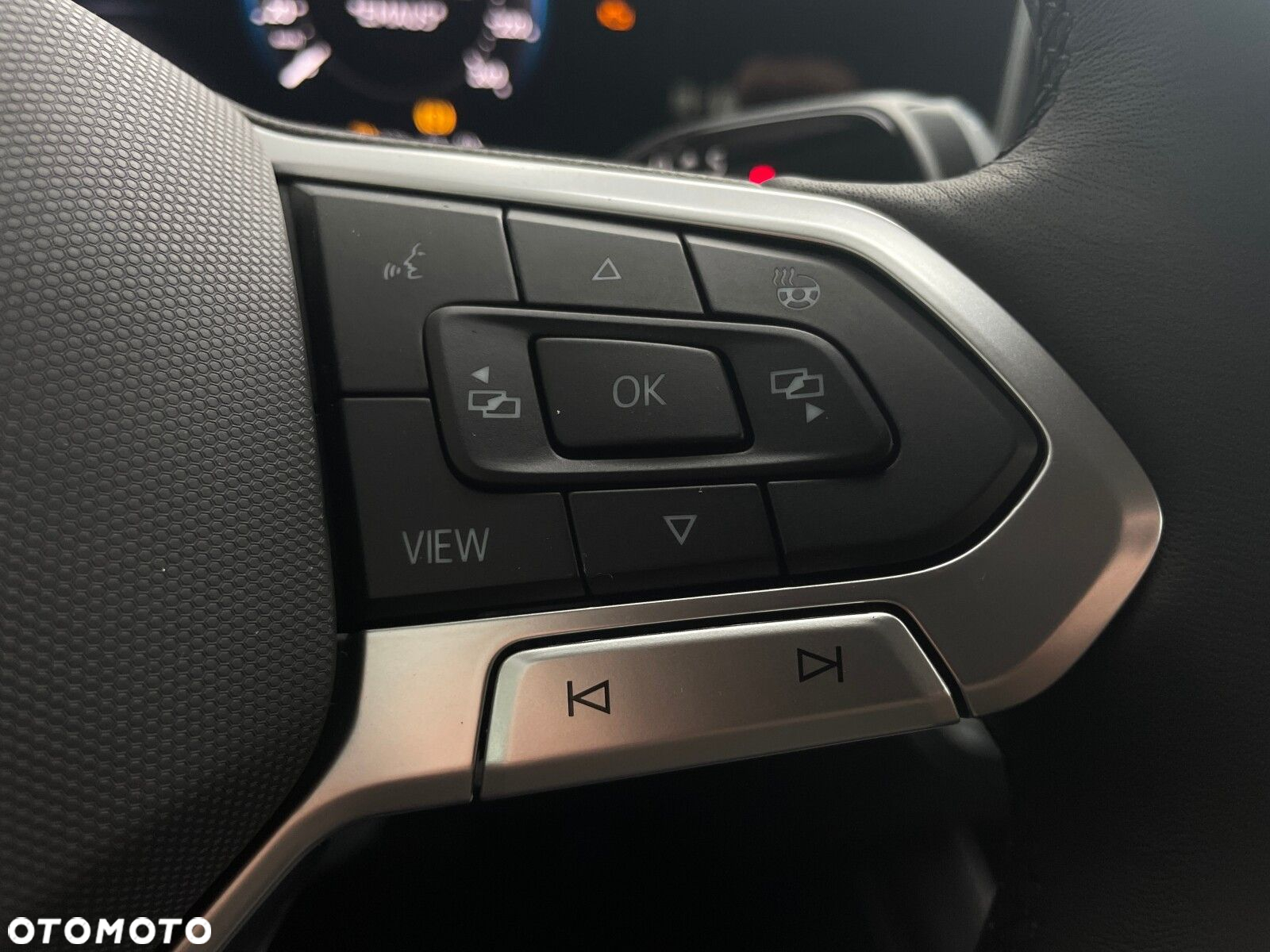 Volkswagen Tiguan - 18