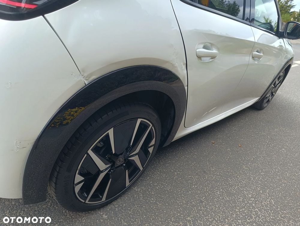 Peugeot 208 PureTech 100 EAT8 GT Pack - 24