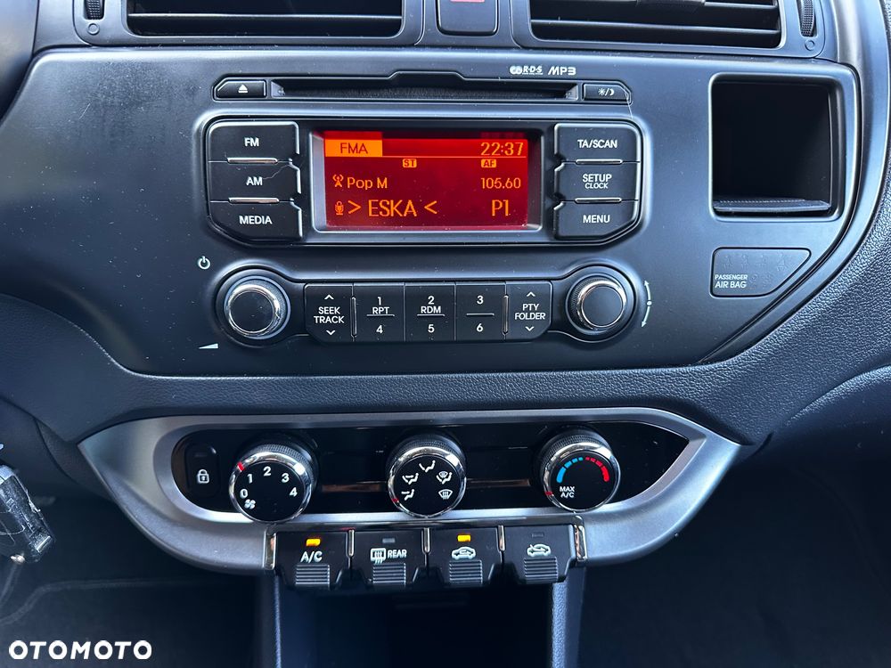 Kia Rio 1.2 Dream-Team Edition - 35