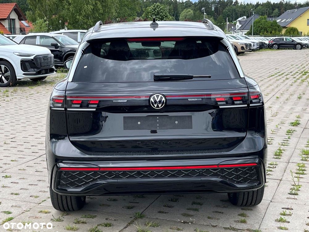 Volkswagen Tiguan - 6