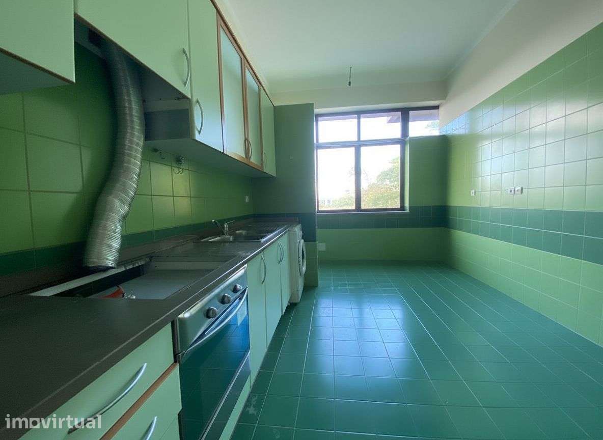 Oportunidade de Investimento | T3 na Cidade de Setúbal - Grande imagem: 5/18