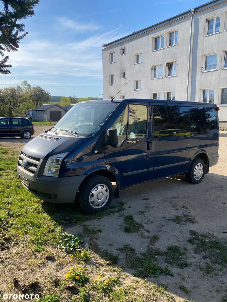 Ford Transit - 1
