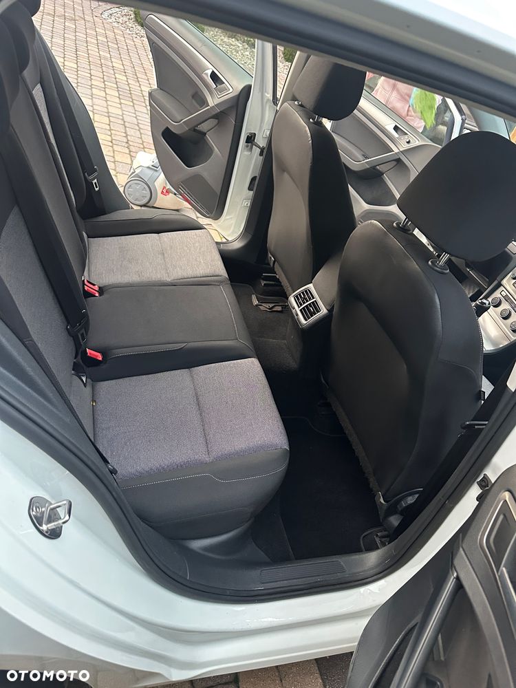 Volkswagen Golf 1.6 BlueTDI Trendline - 15