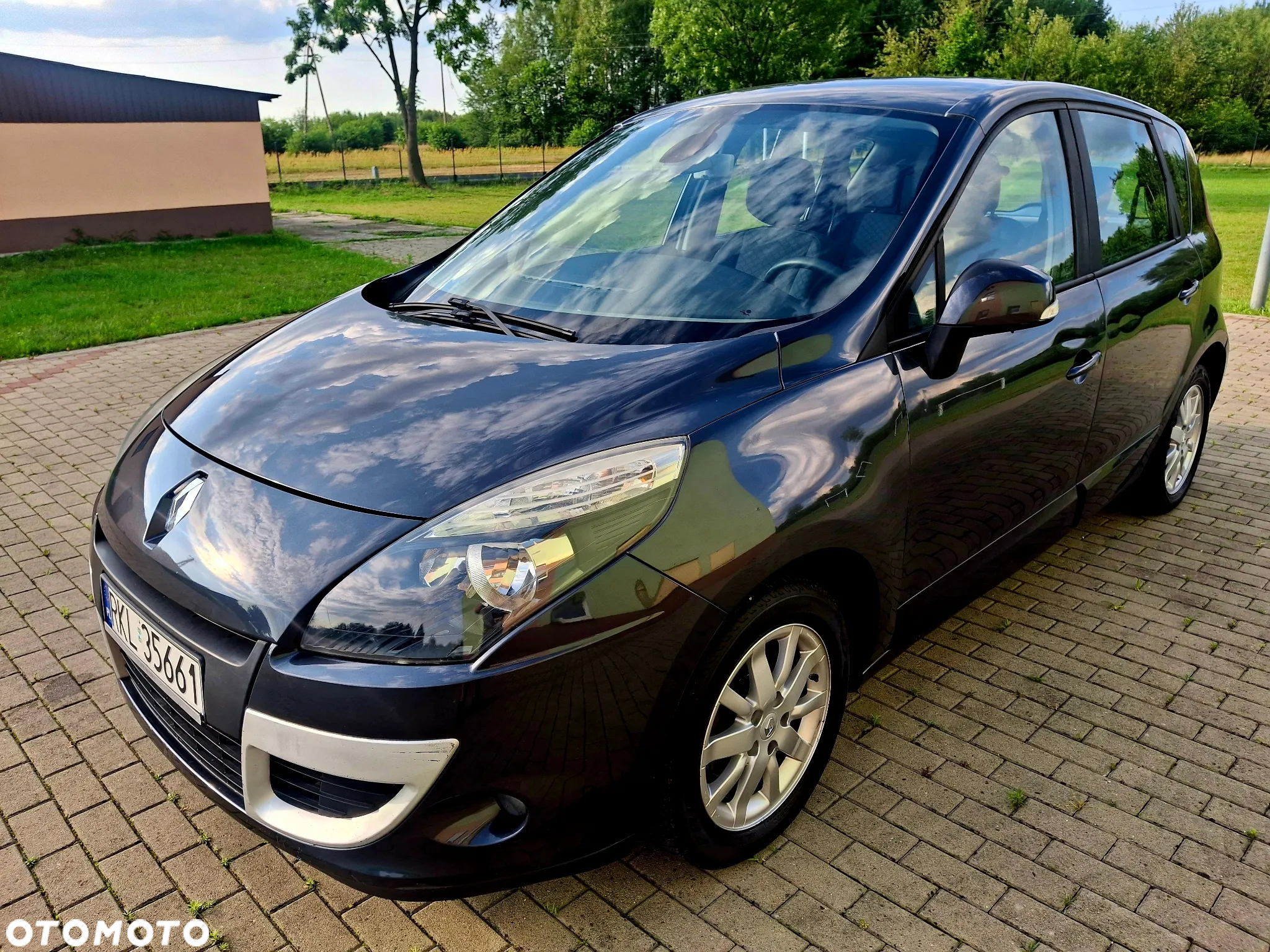 Renault Scenic 1.5 dCi Authentique - 8