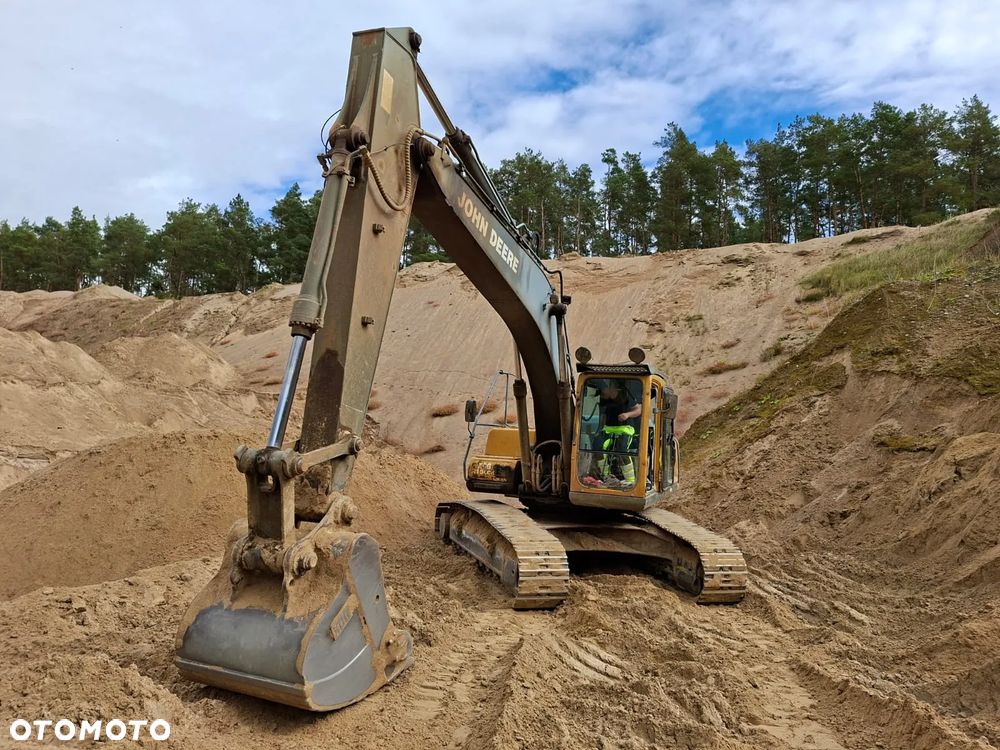 John Deere XCG215LC-8 - 7