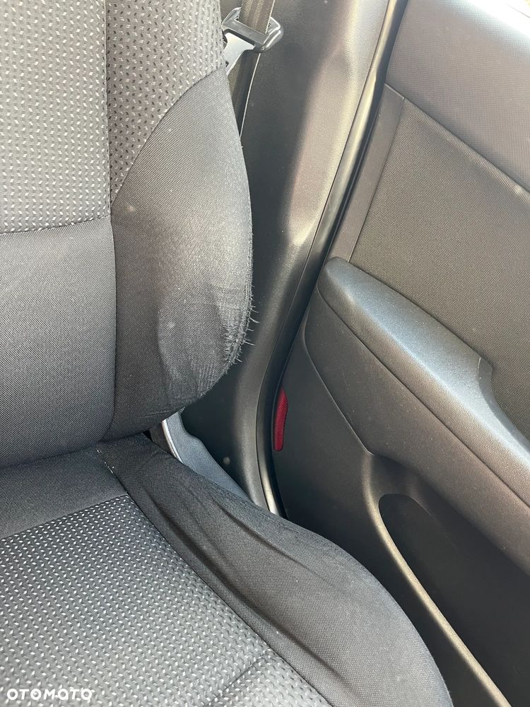 Hyundai i30 1.4 Classic - 9