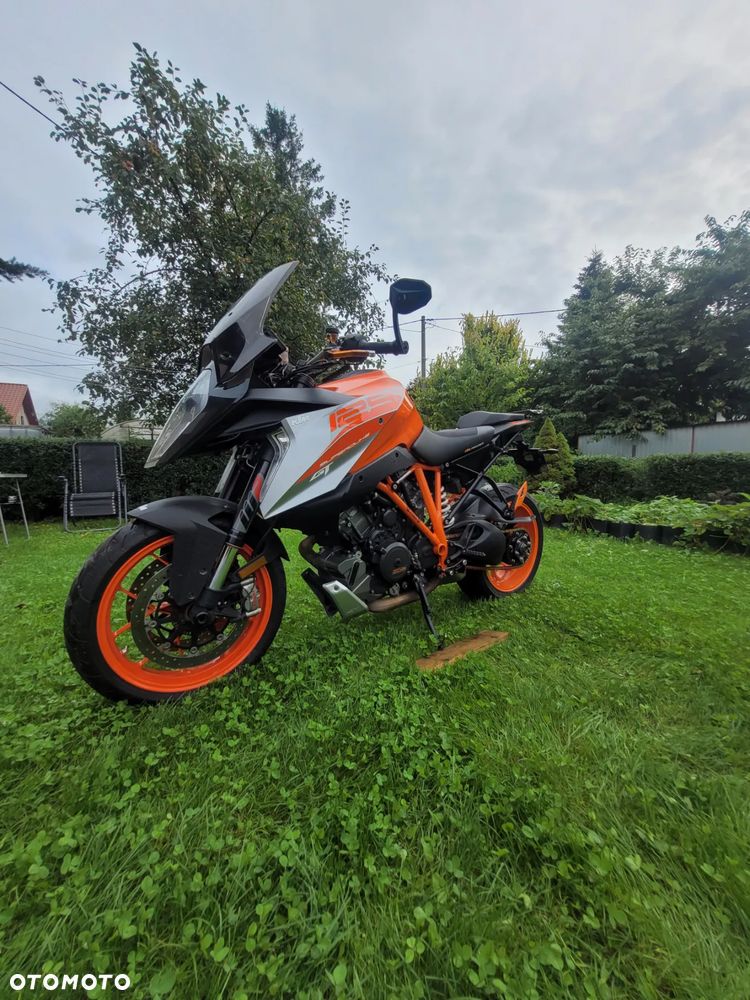 KTM Super Duke - 4