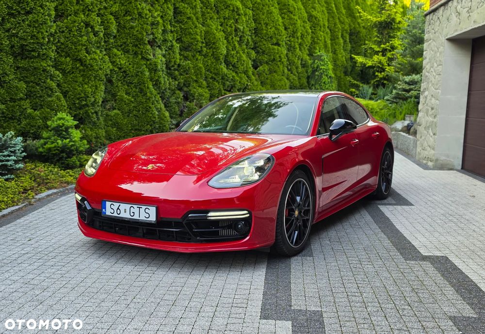 Porsche Panamera GTS - 26