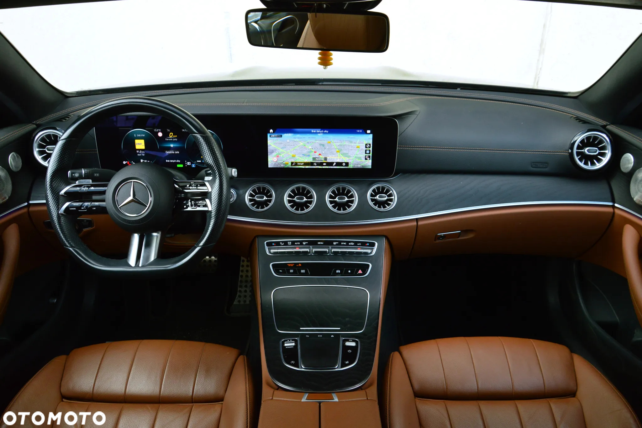 Mercedes-Benz Klasa E 200 Coupe 9G-TRONIC - 3