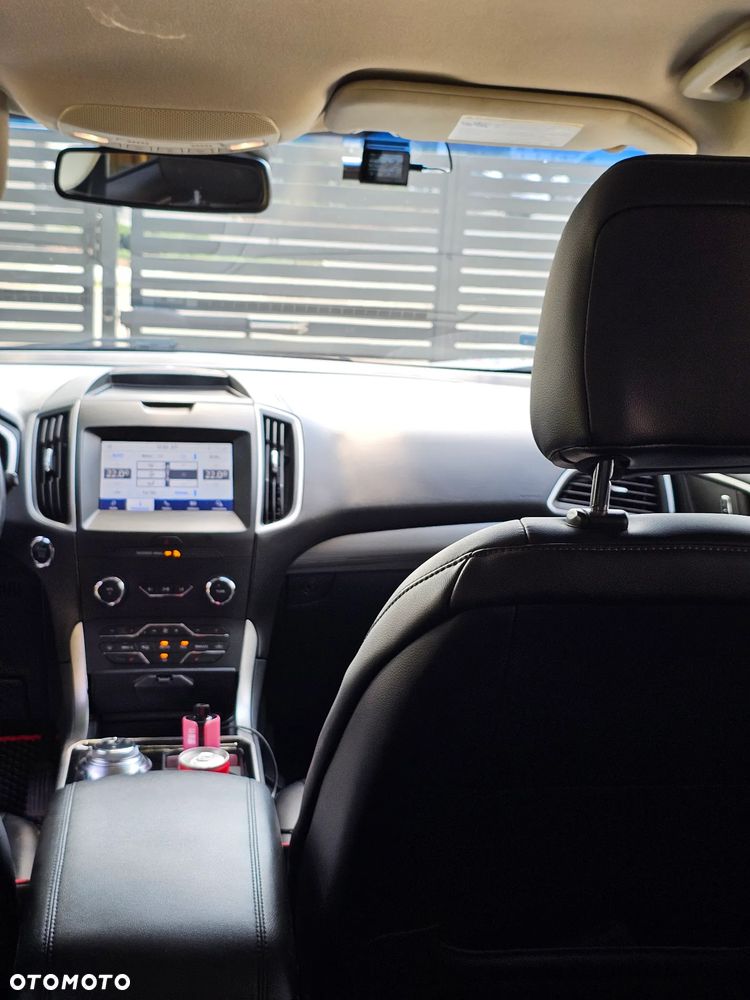 Ford Edge - 12