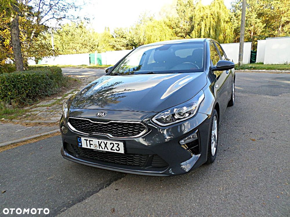 Kia Ceed - 26