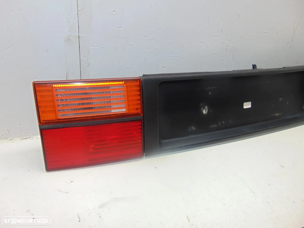 VW Jetta/Vento aeleron/Placa matrícula - 2