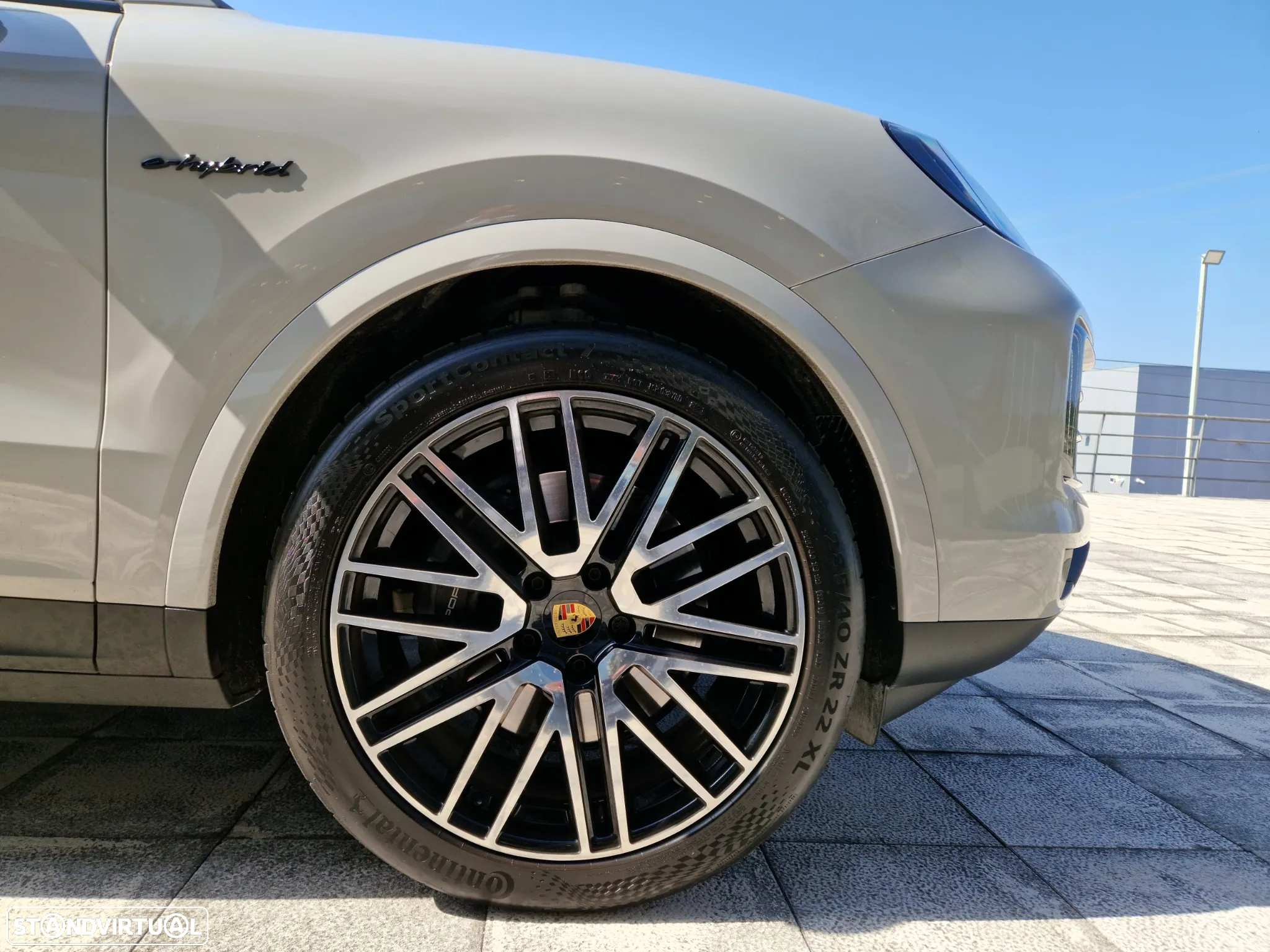 Porsche Cayenne Coupé E-Hybrid - 12
