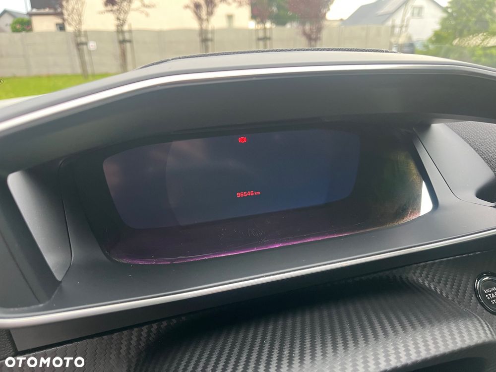 Peugeot 2008 1.5 BlueHDi GT Line S&S EAT8 - 30