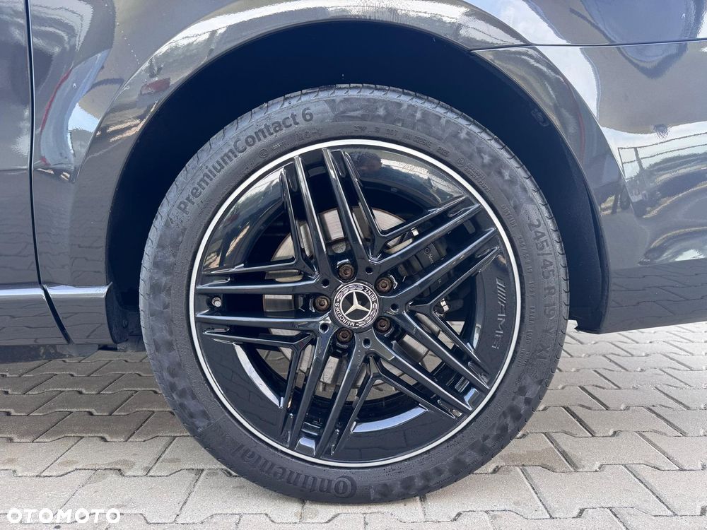 Mercedes-Benz Klasa V 300 d 4-Matic Avantgarde 9G-Tronic (d³ugi) - 11