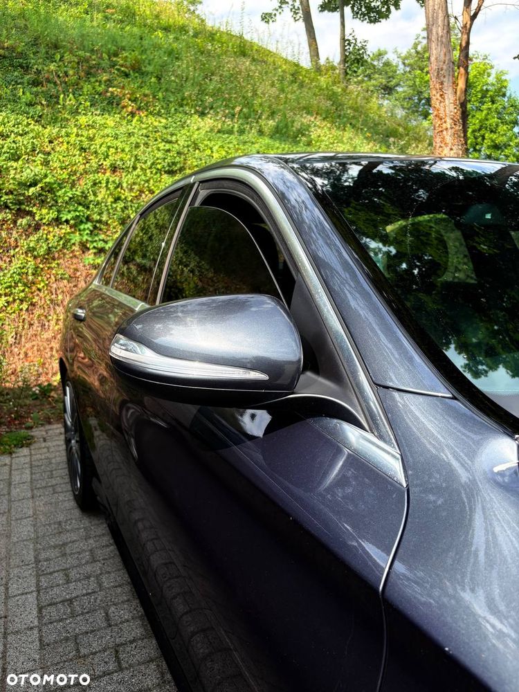 Mercedes-Benz Klasa C 300 7G-TRONIC - 2