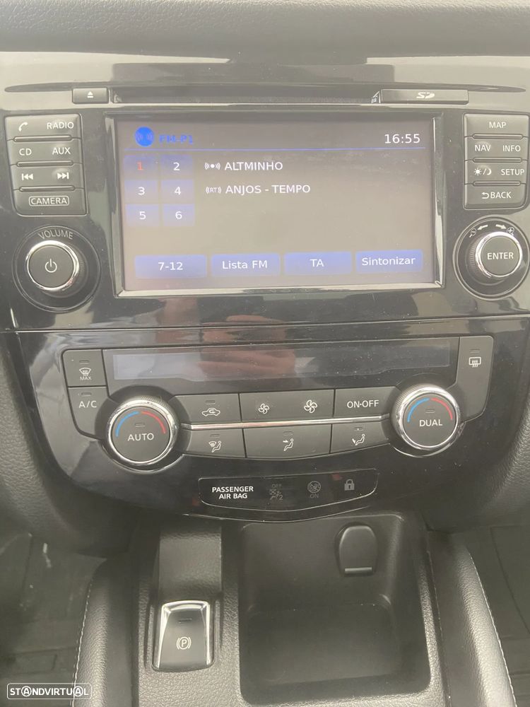 Nissan Qashqai 1.5 dCi N-Connecta - 17