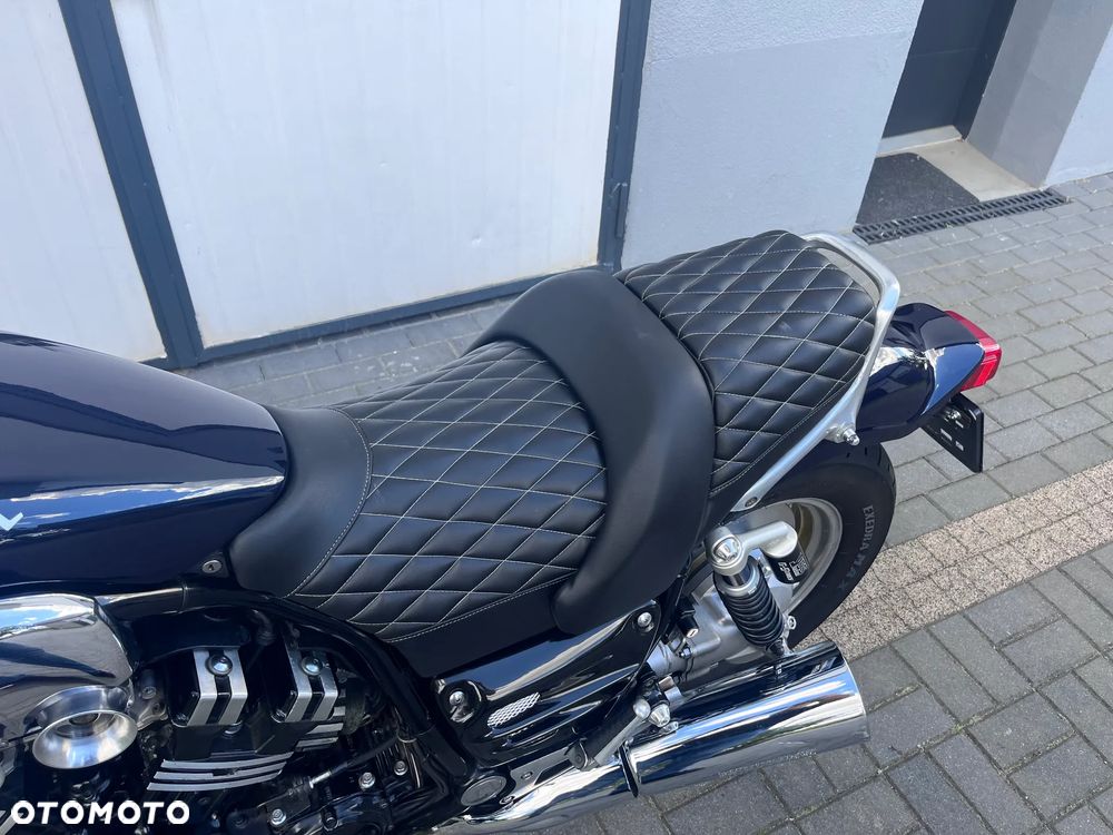 Yamaha V-MAX - 16