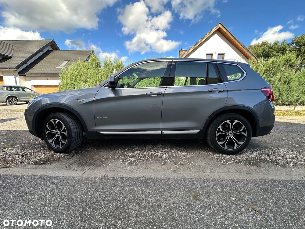 BMW X3 xDrive28i xLine - 2