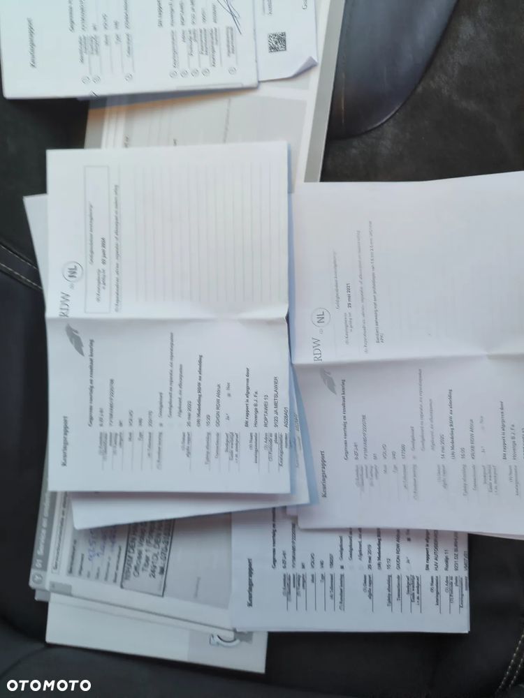 Volvo V40 D4 Drive-E R-Design Summum - 37